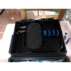 Caja Distrib 16 FO Splitt 1x16 SC UPC 16 acoplad Azul, 2Sujetad, 4_IN 16_OUT NO llave, 260x190x50mm, sello Nema IP55