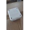 Caja Plástica NEMA IP65, Blanco, Sello de Goma, 4 Tornillos. 75x75x50mm